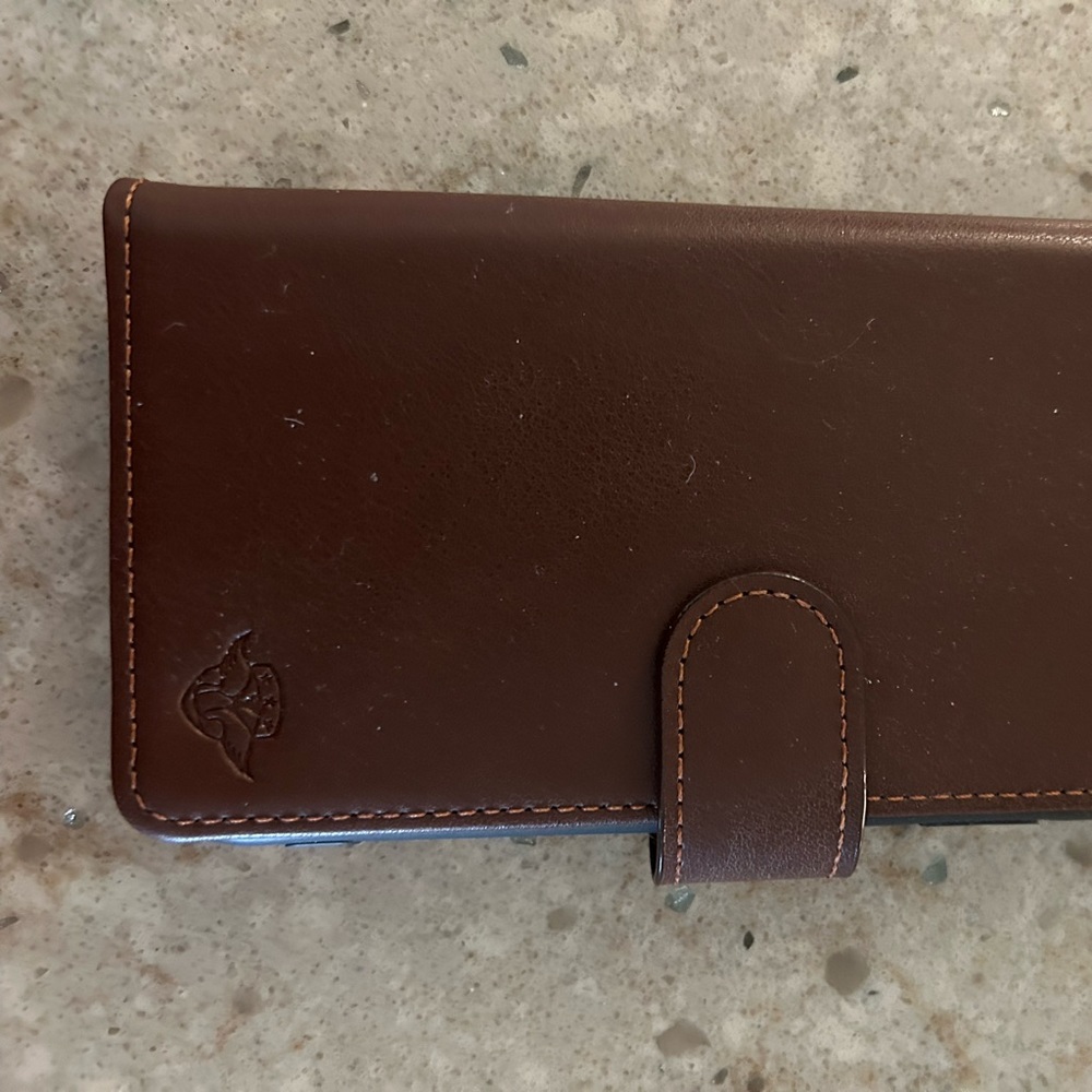 Brand new Duck Sky brown leather IPhone 11 wallet phone case